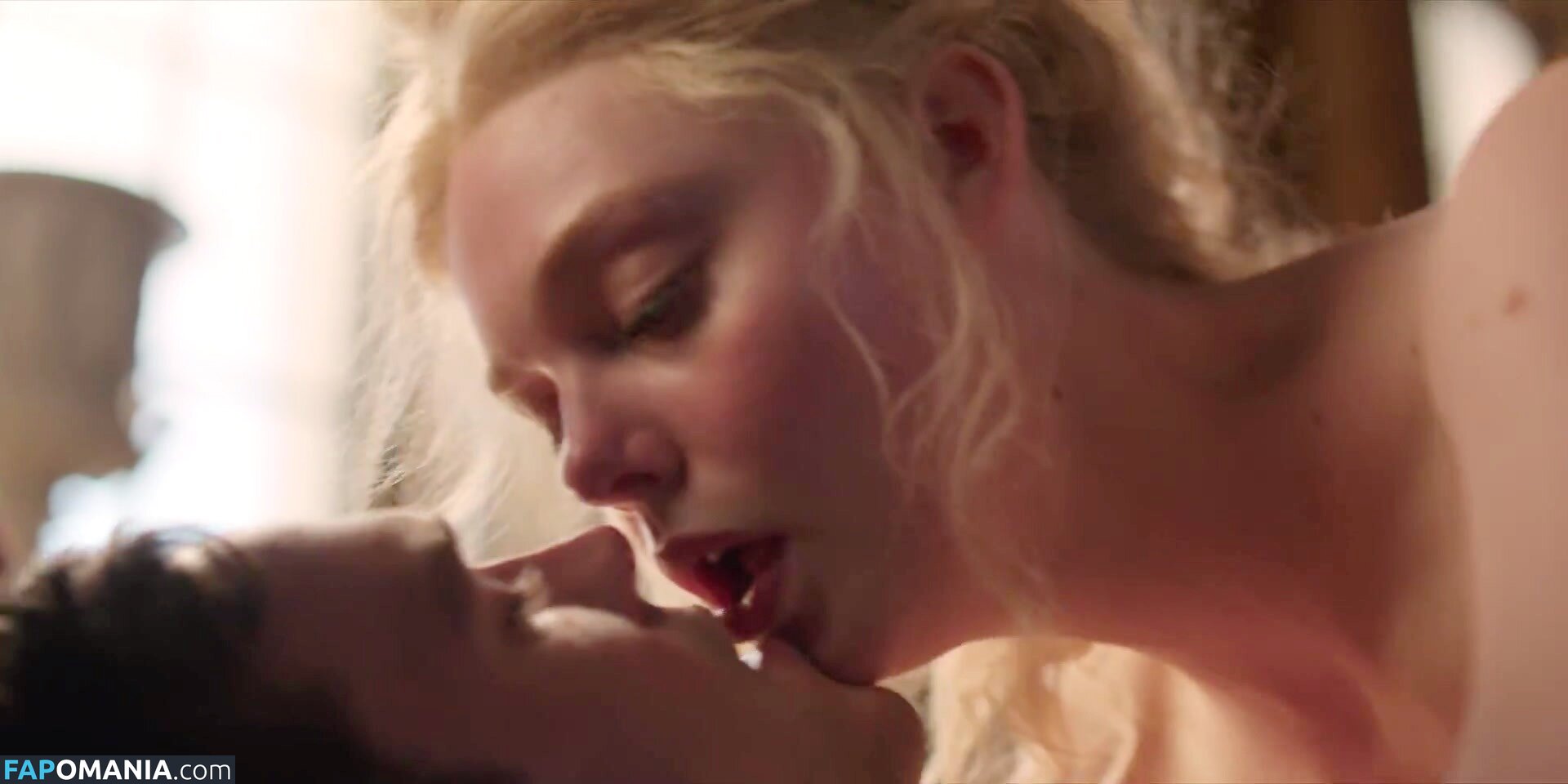 Elle Fanning / ellefanning Nu OnlyFans  Photo fuitée #67