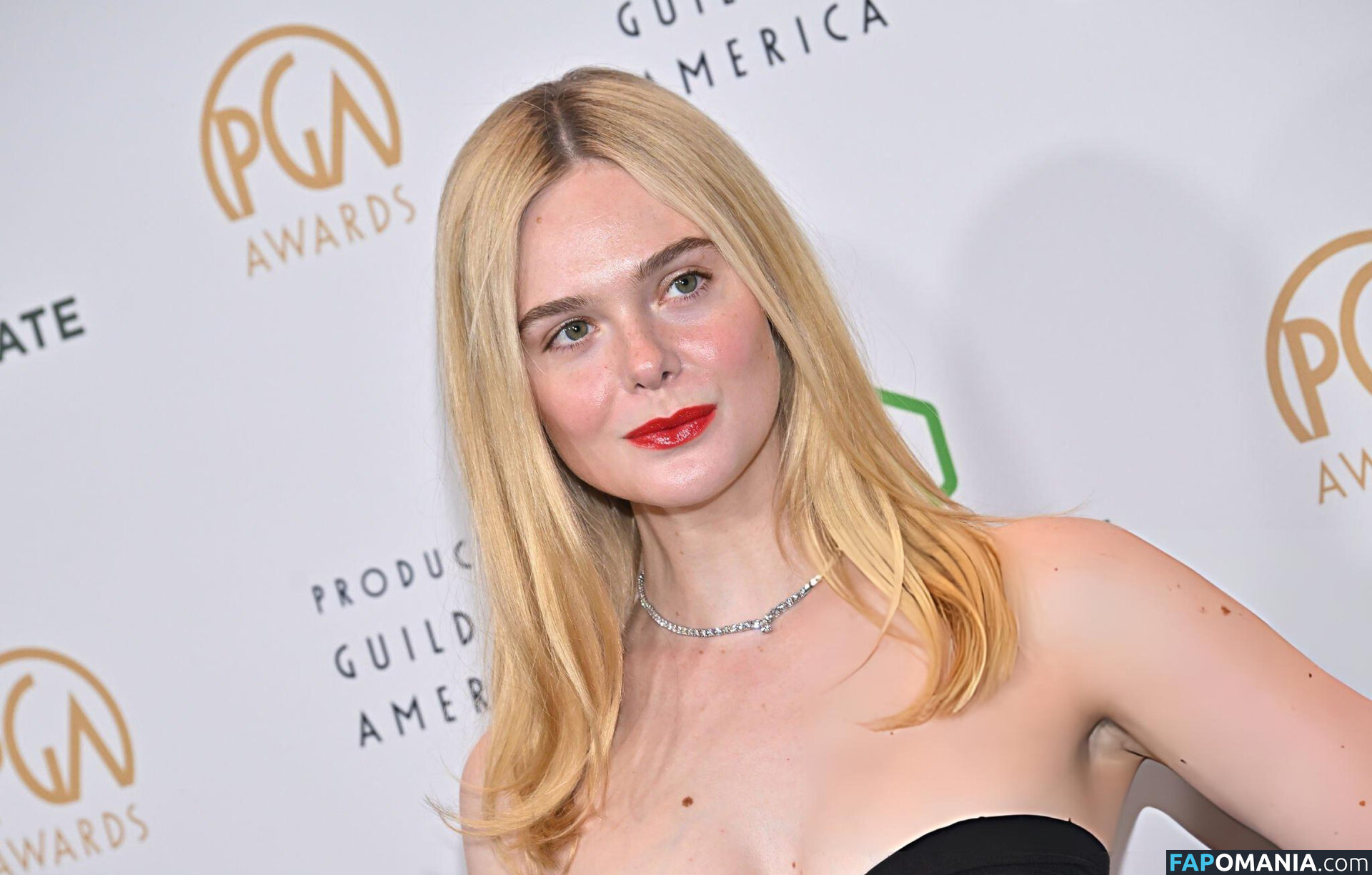 Elle Fanning / ellefanning Nu OnlyFans  Photo fuitée #94