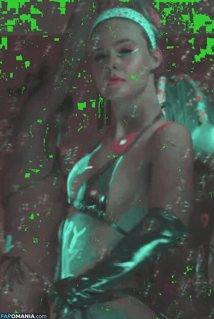 Elle Fanning / ellefanning Nu OnlyFans  Photo fuitée #109