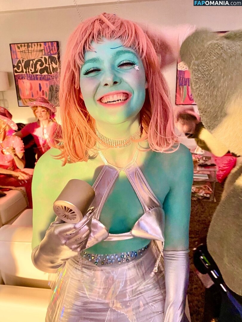Elle Fanning / ellefanning Nu OnlyFans  Photo fuitée #132