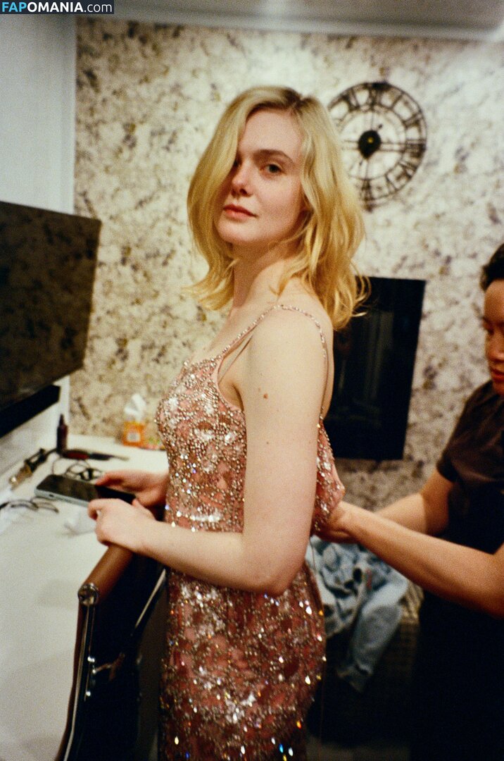 Elle Fanning / ellefanning Nu OnlyFans  Photo fuitée #134