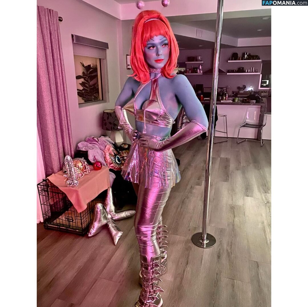 Elle Fanning / ellefanning Nu OnlyFans  Photo fuitée #138