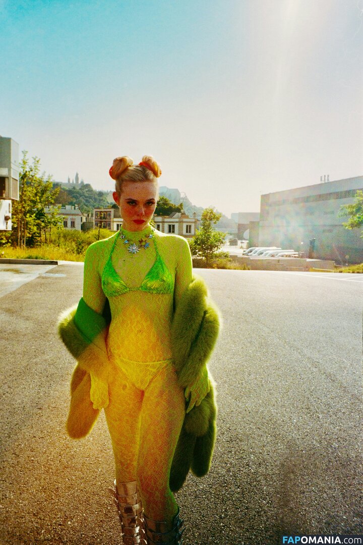 Elle Fanning / ellefanning Nu OnlyFans  Photo fuitée #141
