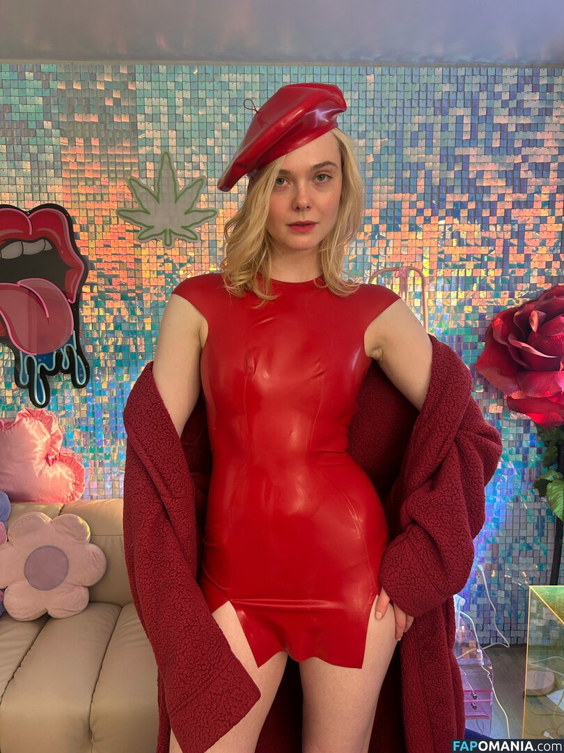 Elle Fanning / ellefanning Nu OnlyFans  Photo fuitée #144