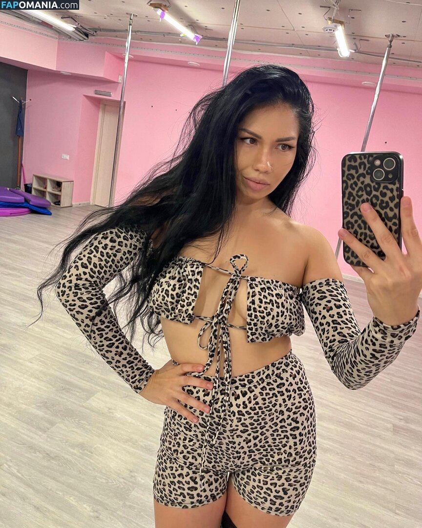 ellenalemish Nu OnlyFans  Photo fuitée #6