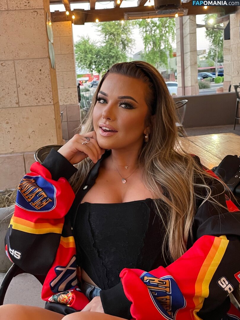 ellesbellesbakery / ellesbelless Nu OnlyFans  Photo fuitée #1