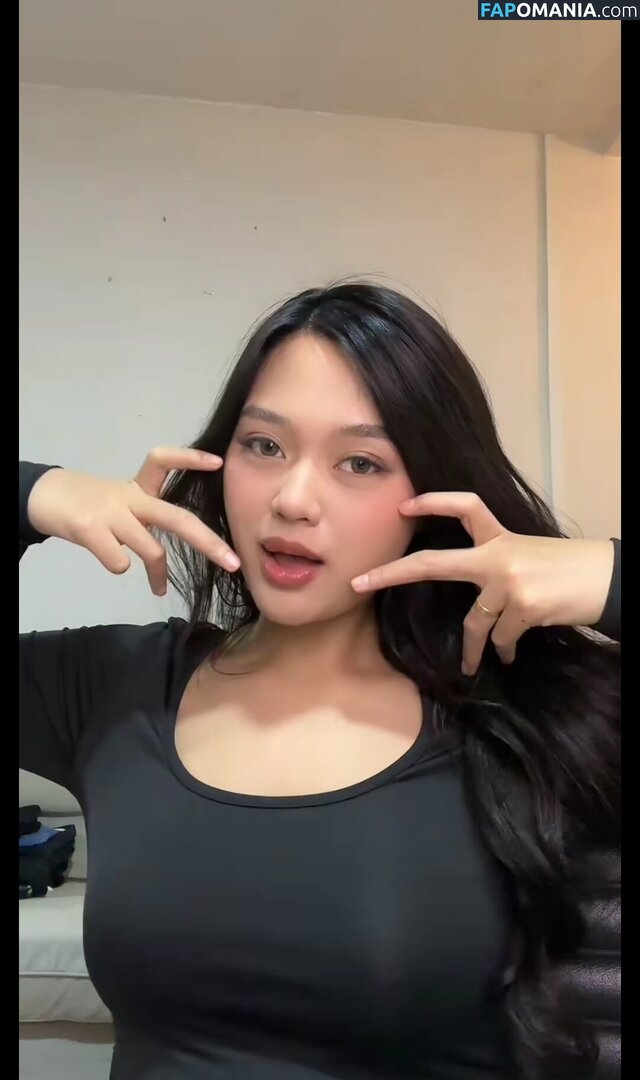 Ellesyanamira / PrincessEllesya Nu OnlyFans  Photo fuitée #6