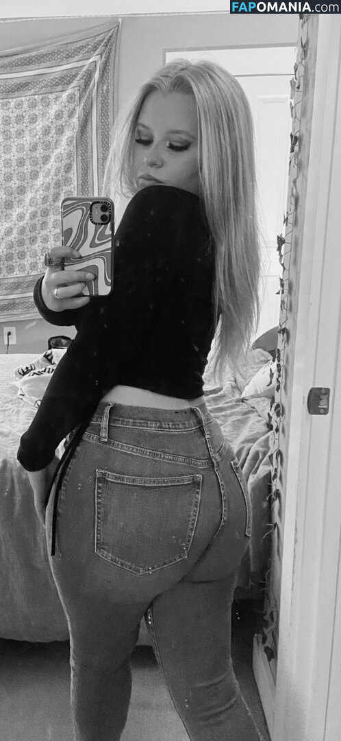 Ellie / Ellie Hammond / ellie.rhammond_ Nu OnlyFans  Photo fuitée #27