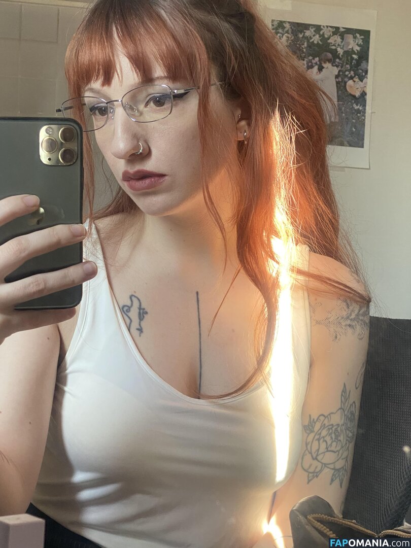 Ellie Haze / sgh.ellieehaze Nu OnlyFans  Photo fuitée #4