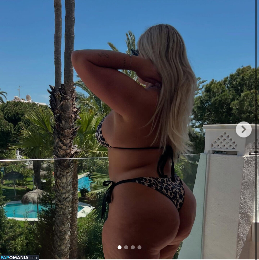 Ellie Robinson / elliee.robinsonn / elsdeex Nu OnlyFans  Photo fuitée #72