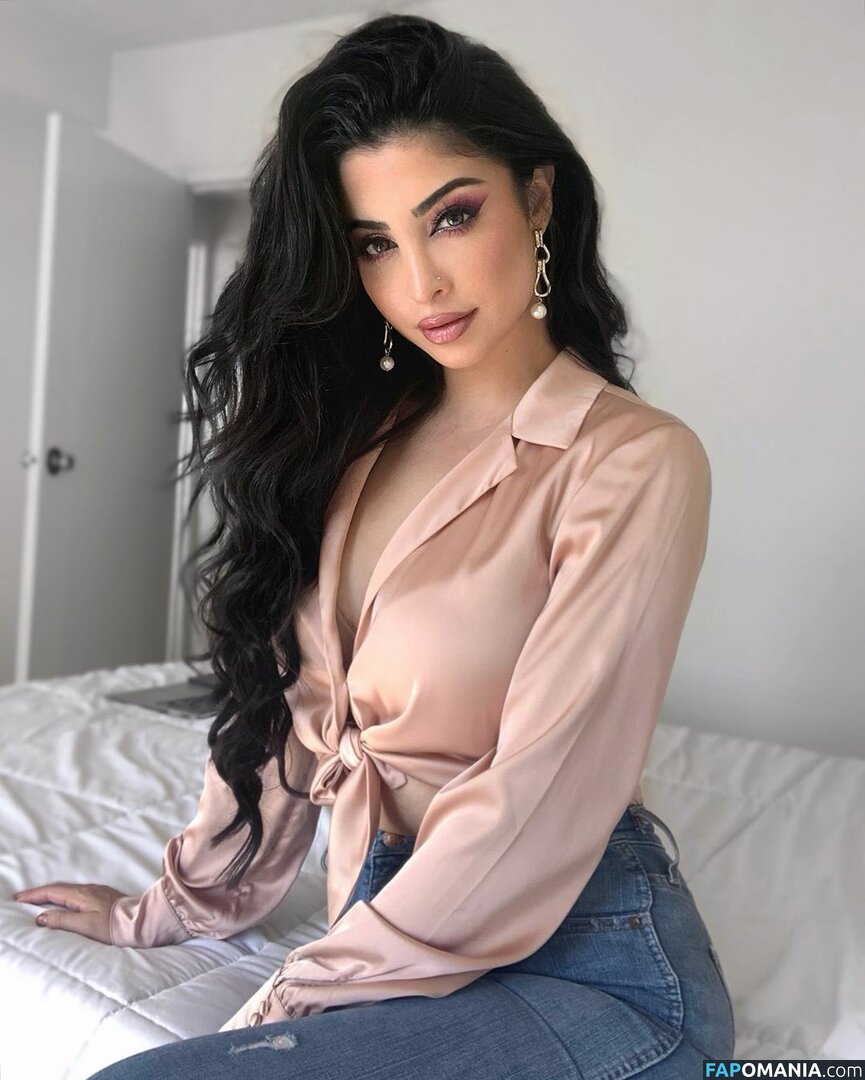 Elwa Saleh Nu OnlyFans  Photo fuitée #13