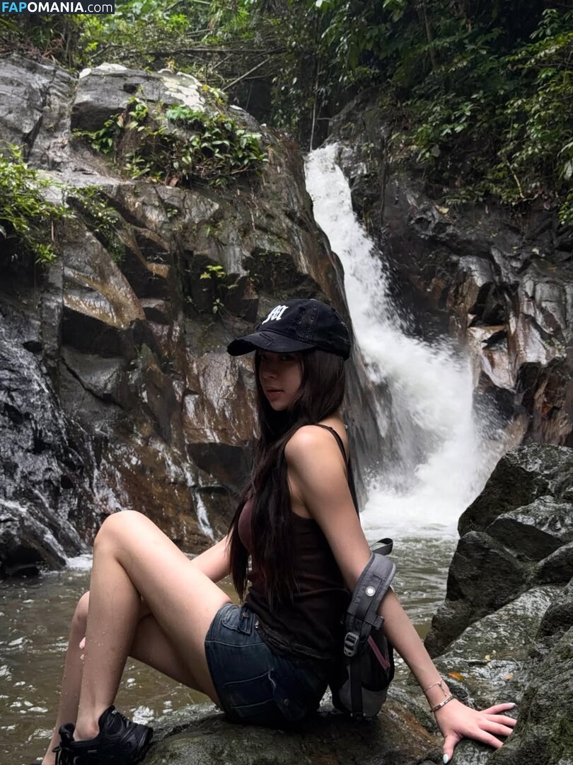Elyn Leong / elynleonggg / https: Nu OnlyFans  Photo fuitée #3