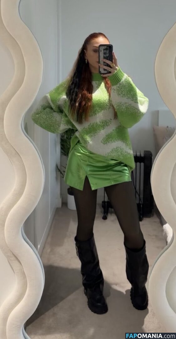 Elzthewitch Nu OnlyFans  Photo fuitée #2