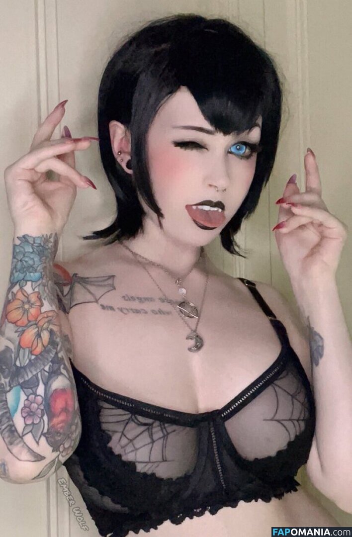 Emberwolfcosplay / emberwolf / theemberwolf Nu OnlyFans  Photo fuitée #4