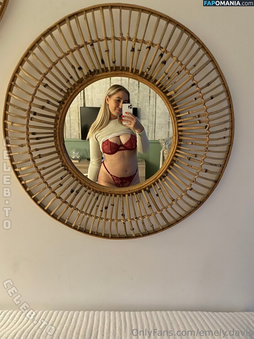 Emely Davis / emely.davis / thereal.teacheremely Nu OnlyFans  Photo fuitée #12