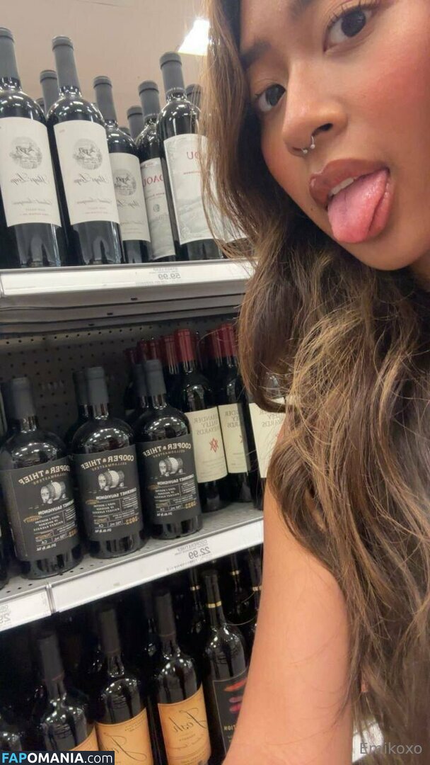 dejhacatt / emikossecret / emikoxo Nu OnlyFans  Photo fuitée #6