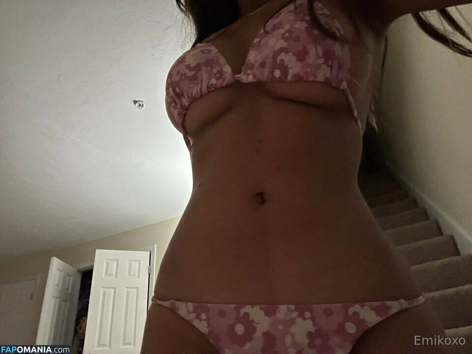 dejhacatt / emikossecret / emikoxo Nu OnlyFans  Photo fuitée #17
