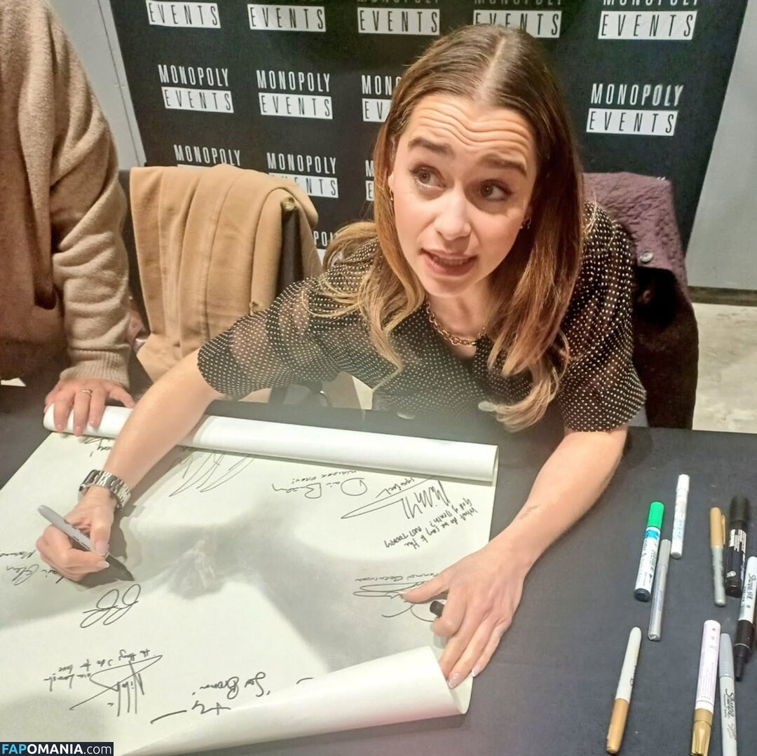 Emilia Clarke / clarkeyxo / emilia_clarke / emiliaclarke Nu OnlyFans  Photo fuitée #892