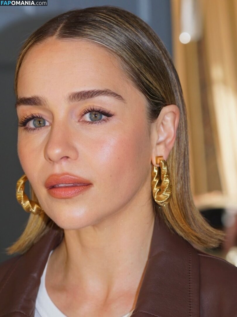 Emilia Clarke / clarkeyxo / emilia_clarke / emiliaclarke / emiliaclarkecentral / https: Nu OnlyFans  Photo fuitée #925