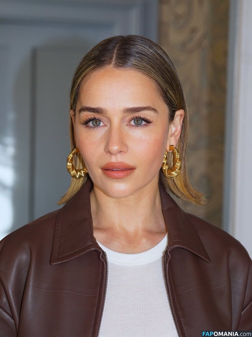 Emilia Clarke / clarkeyxo / emilia_clarke / emiliaclarke / emiliaclarkecentral / https: Nu OnlyFans  Photo fuitée #926