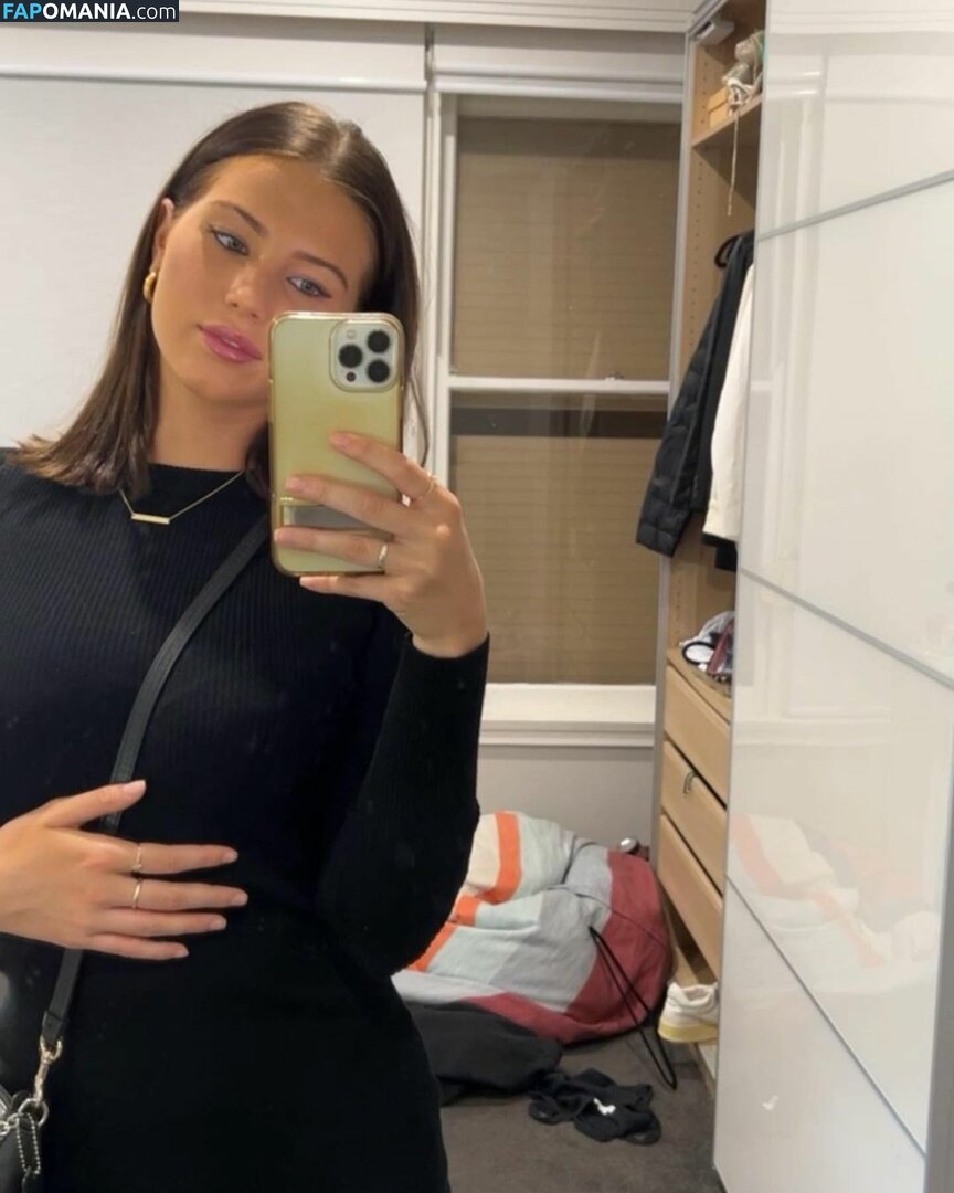 Emilia Dettorre / emilia.dettorre Nu OnlyFans  Photo fuitée #22