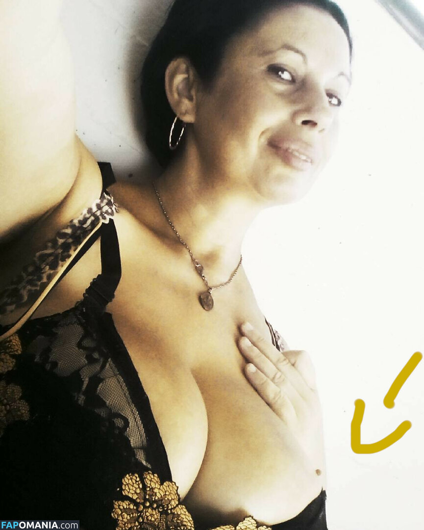 Emilia Di Giovanni / falena1971 Nu OnlyFans  Photo fuitée #1