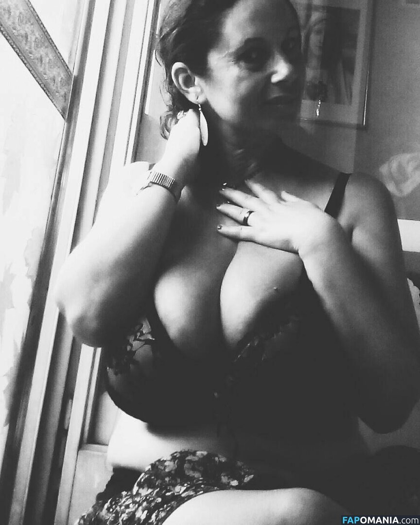 Emilia Di Giovanni / falena1971 Nu OnlyFans  Photo fuitée #40
