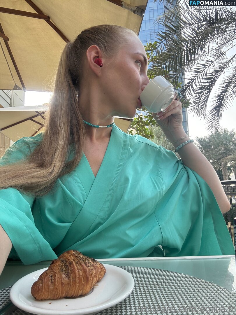 emilia.tt / emiliaa.tt Nu OnlyFans  Photo fuitée #147