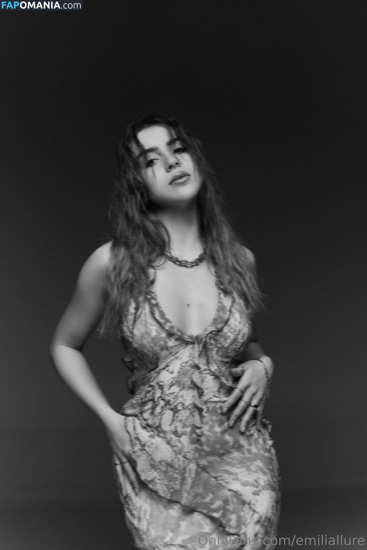 emiliallure Nu OnlyFans  Photo fuitée #20