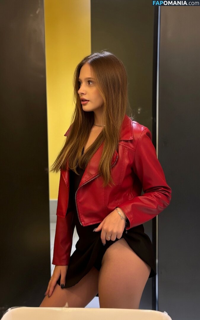 Emilly Campos / _emycampos Nu OnlyFans  Photo fuitée #2