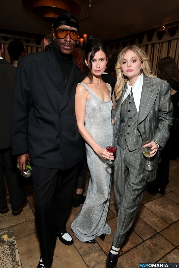 Emily Alyn Lind / emilylind Nu OnlyFans  Photo fuitée #125