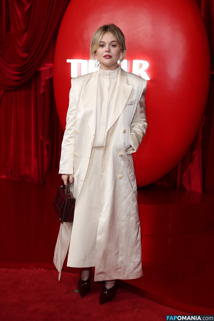 Emily Alyn Lind / emilylind Nu OnlyFans  Photo fuitée #133