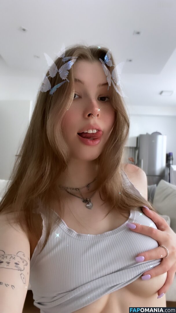 Emily Asmr / cherryemyy / emilyasmrr / emilysmilla Nu OnlyFans  Photo fuitée #3