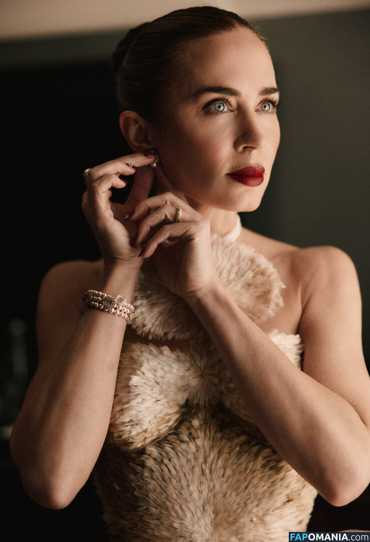 Emily Blunt / _emily_blunt_ / twogirlsoneblunt Nu OnlyFans  Photo fuitée #461