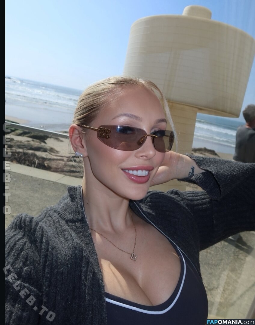 Emily Claire / emilyclairexy Nu OnlyFans  Photo fuitée #3