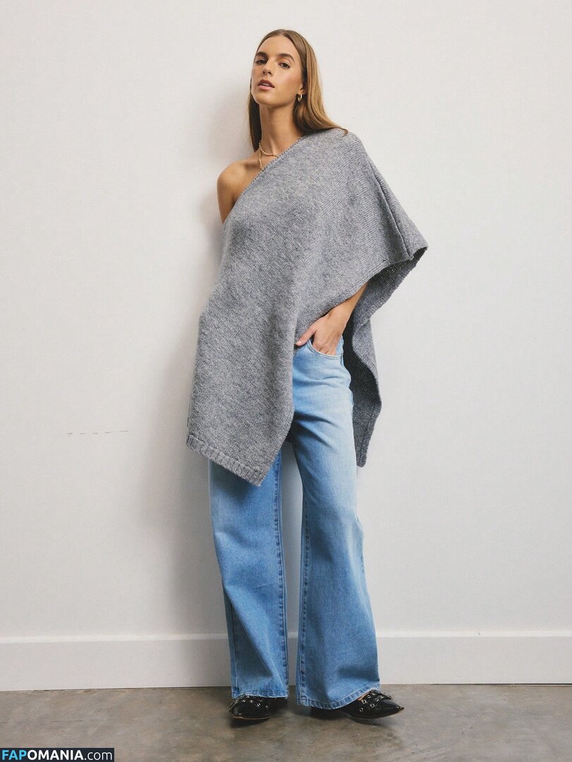 Emily Feld / emily.feld / viki.winki Nu OnlyFans  Photo fuitée #3799