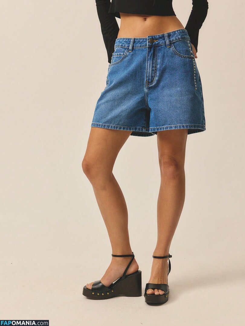 Emily Feld / emily.feld / viki.winki Nu OnlyFans  Photo fuitée #3805