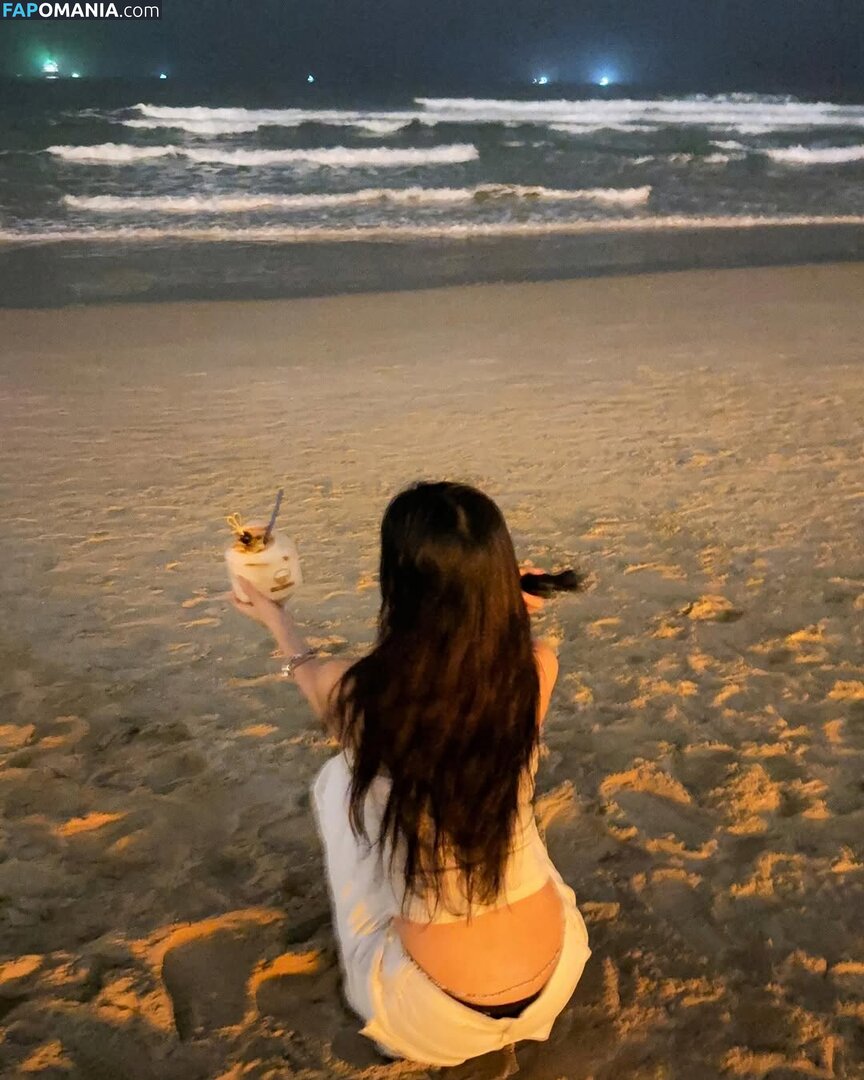 Emily Hung / dcyyy___ Nu OnlyFans  Photo fuitée #9