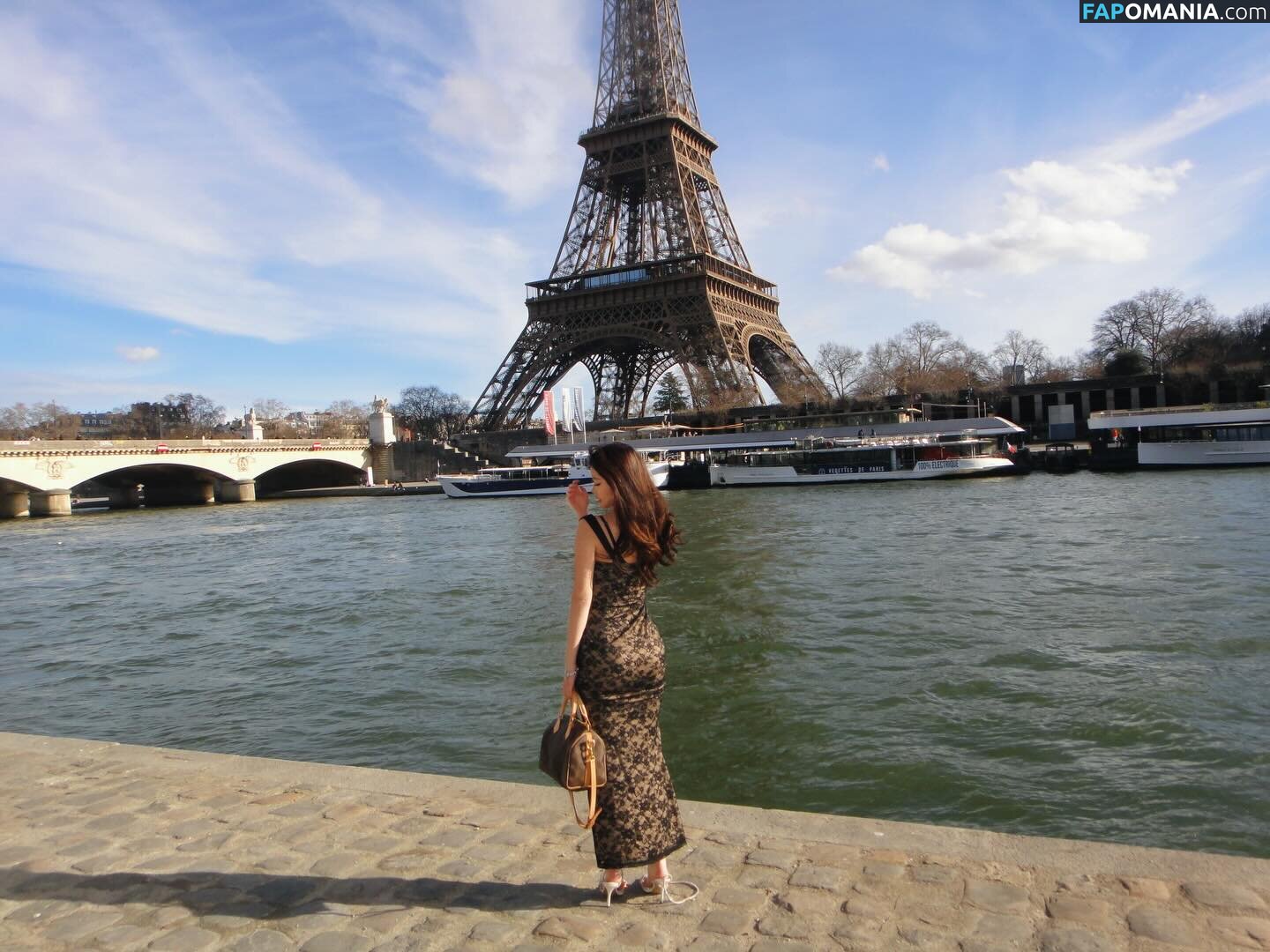 Emily Hung / dcyyy___ Nu OnlyFans  Photo fuitée #27