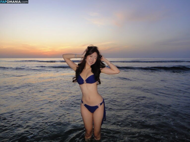 Emily Hung / dcyyy___ Nu OnlyFans  Photo fuitée #44