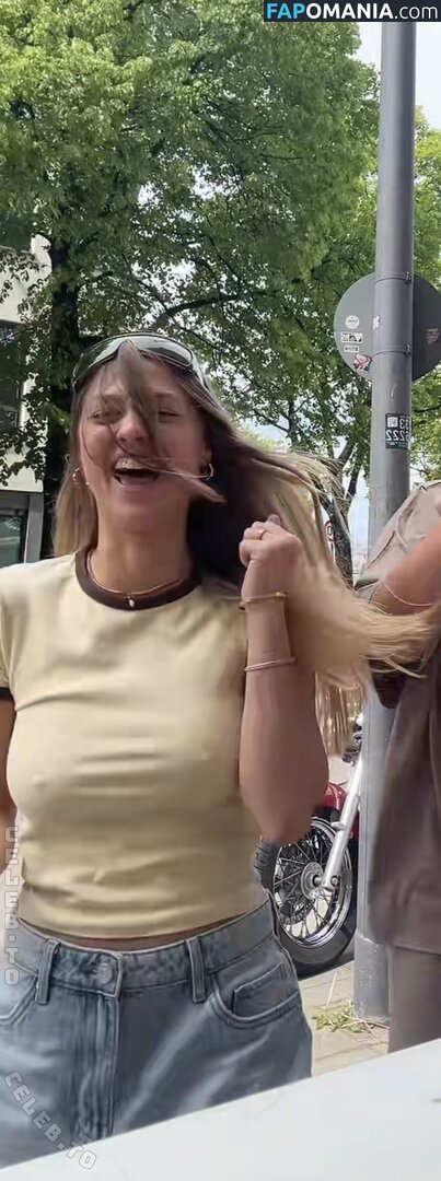 Emily Maurer / emilymaurer__ Nu OnlyFans  Photo fuitée #1