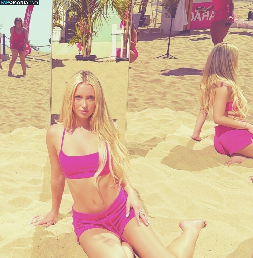 Emily Roman / emilyroman Nu OnlyFans  Photo fuitée #8