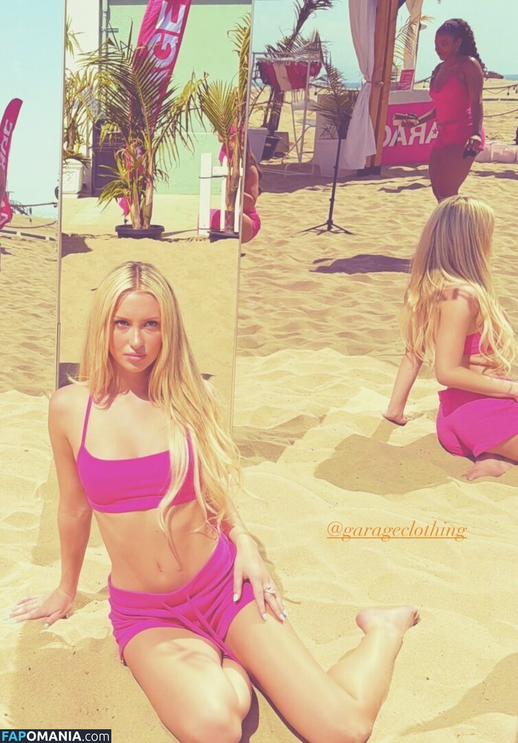 Emily Roman / emilyroman Nu OnlyFans  Photo fuitée #12