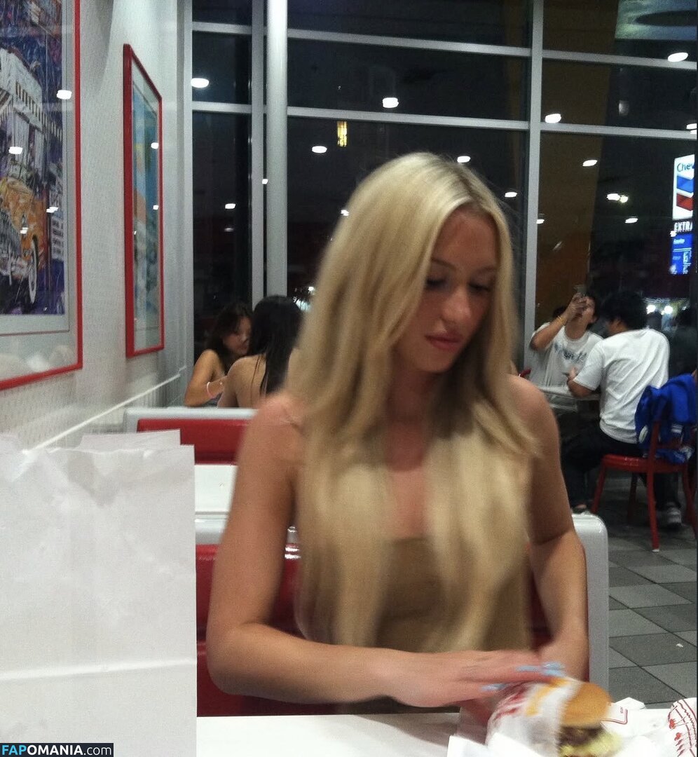 Emily Roman / emilyroman Nu OnlyFans  Photo fuitée #17