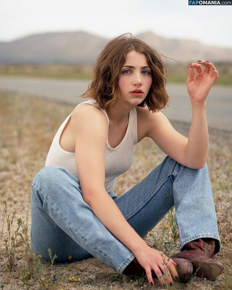 Emily Rudd / emilysteaparty Nu OnlyFans  Photo fuitée #34