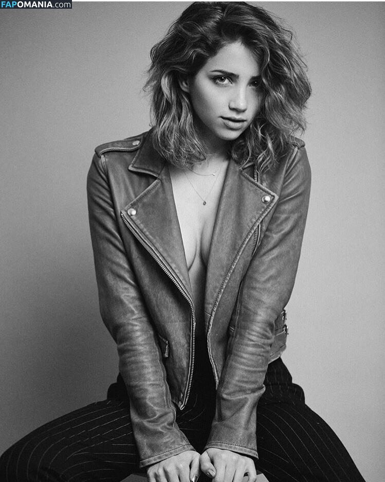 Emily Rudd / emilysteaparty Nu OnlyFans  Photo fuitée #146