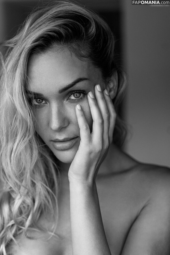Emily Shedler Nu OnlyFans  Photo fuitée #17