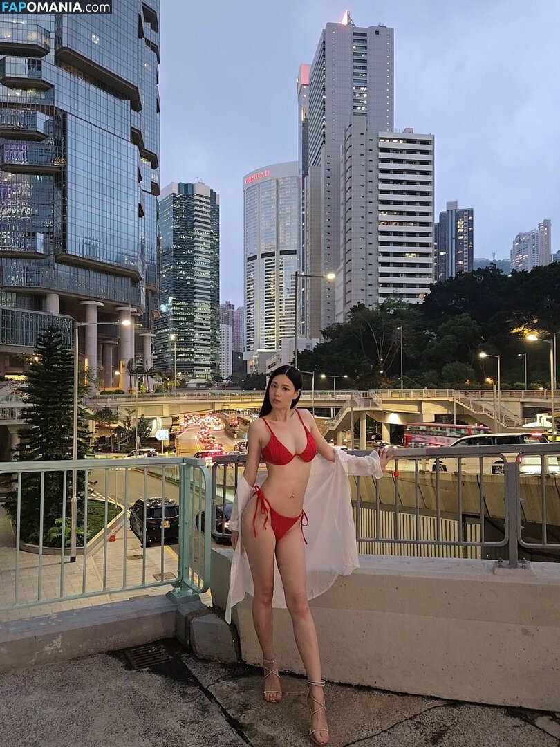 Emilyck Chan / emily_0224 / emilyk8z Nu OnlyFans  Photo fuitée #9