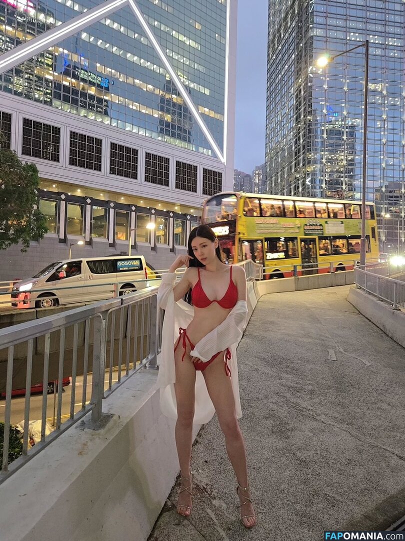 Emilyck Chan / emily_0224 / emilyk8z Nu OnlyFans  Photo fuitée #16