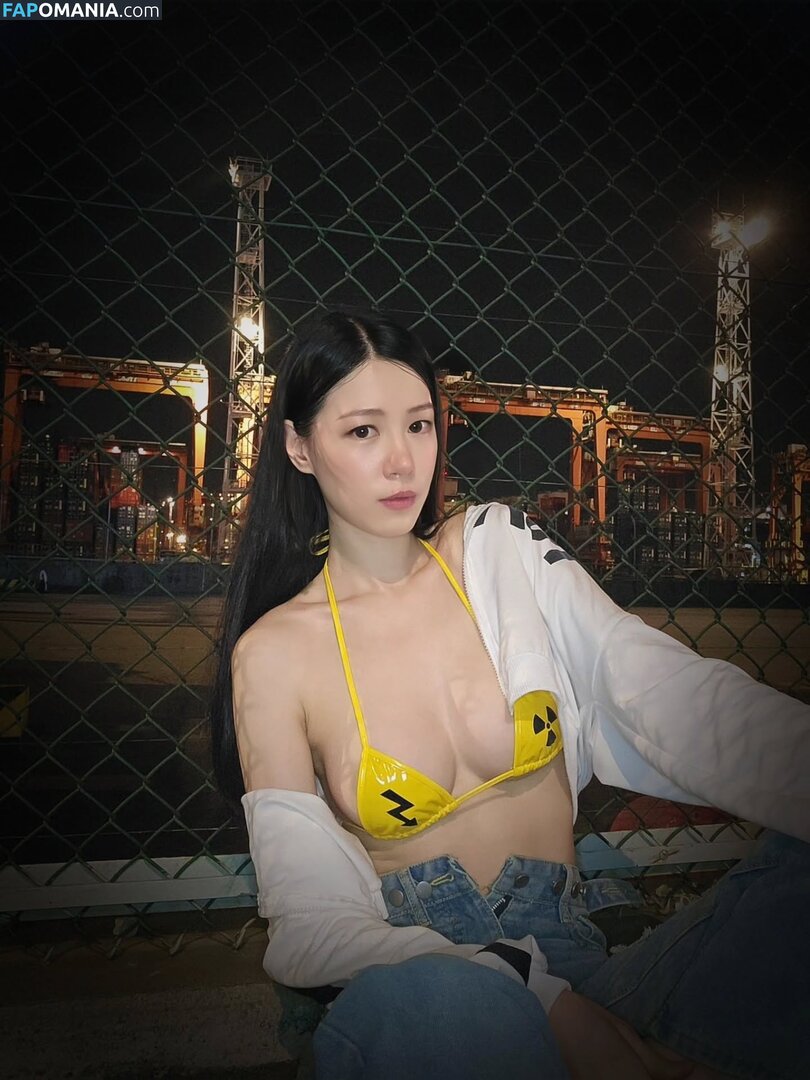 Emilyck Chan / emily_0224 / emilyk8z Nu OnlyFans  Photo fuitée #29